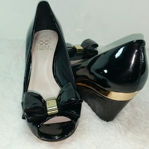 Vince Camuto Black Patent Leather Wedges Size 6/36